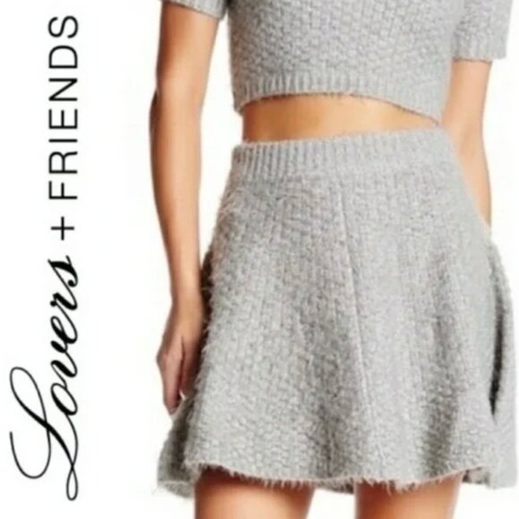 Lovers +‎ Friends Aspen Chic Be Flirty Mini Skirt Women's S Gray Eyelash Knit - Picture 1 of 11